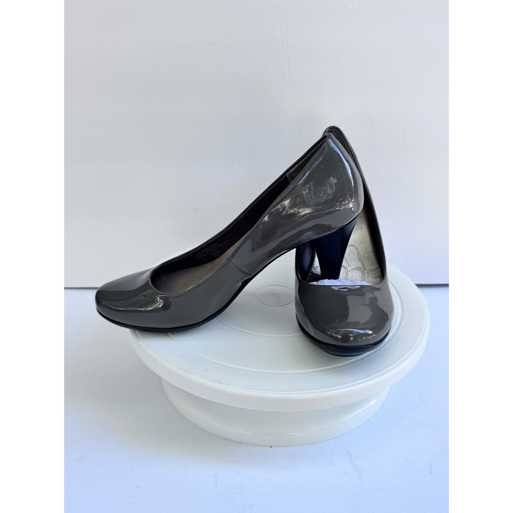 GIANI BERNINI Women's 8 Grey Patent Leather Slip-On Block Padded Pumps Sweets
